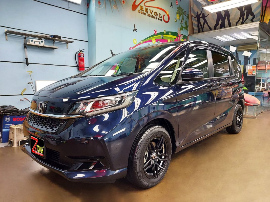 Honda Freed, sealed with ZeTough Titanium at Revol Carz.