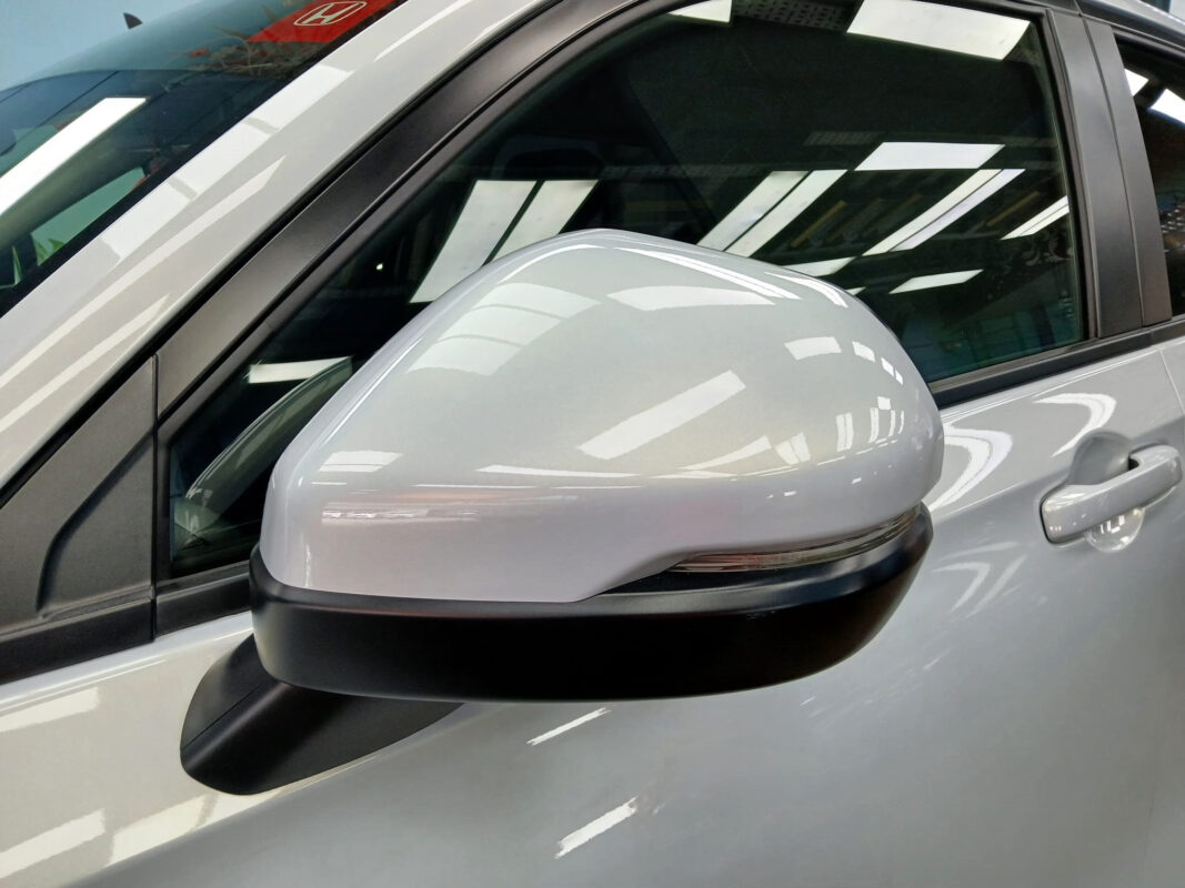 Side panel of the Honda HR-V with the ceramic finish locked in.