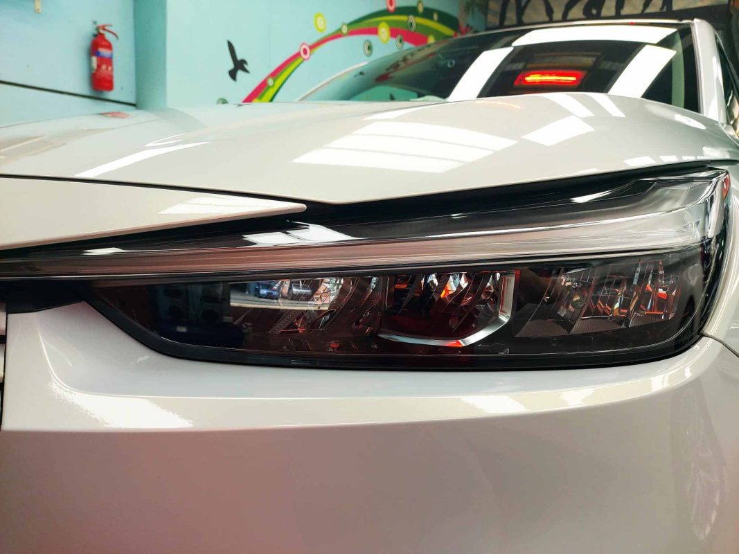 The HR-V's coated paintwork showing clean reflections.