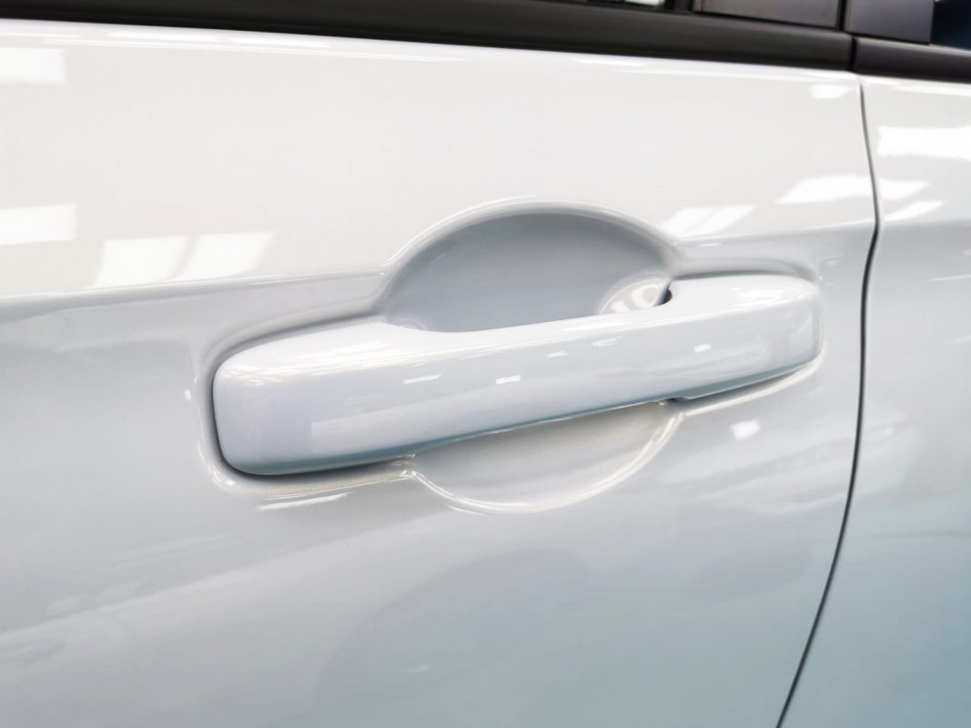 Front three-quarter view of the Honda HR-V after coating.
