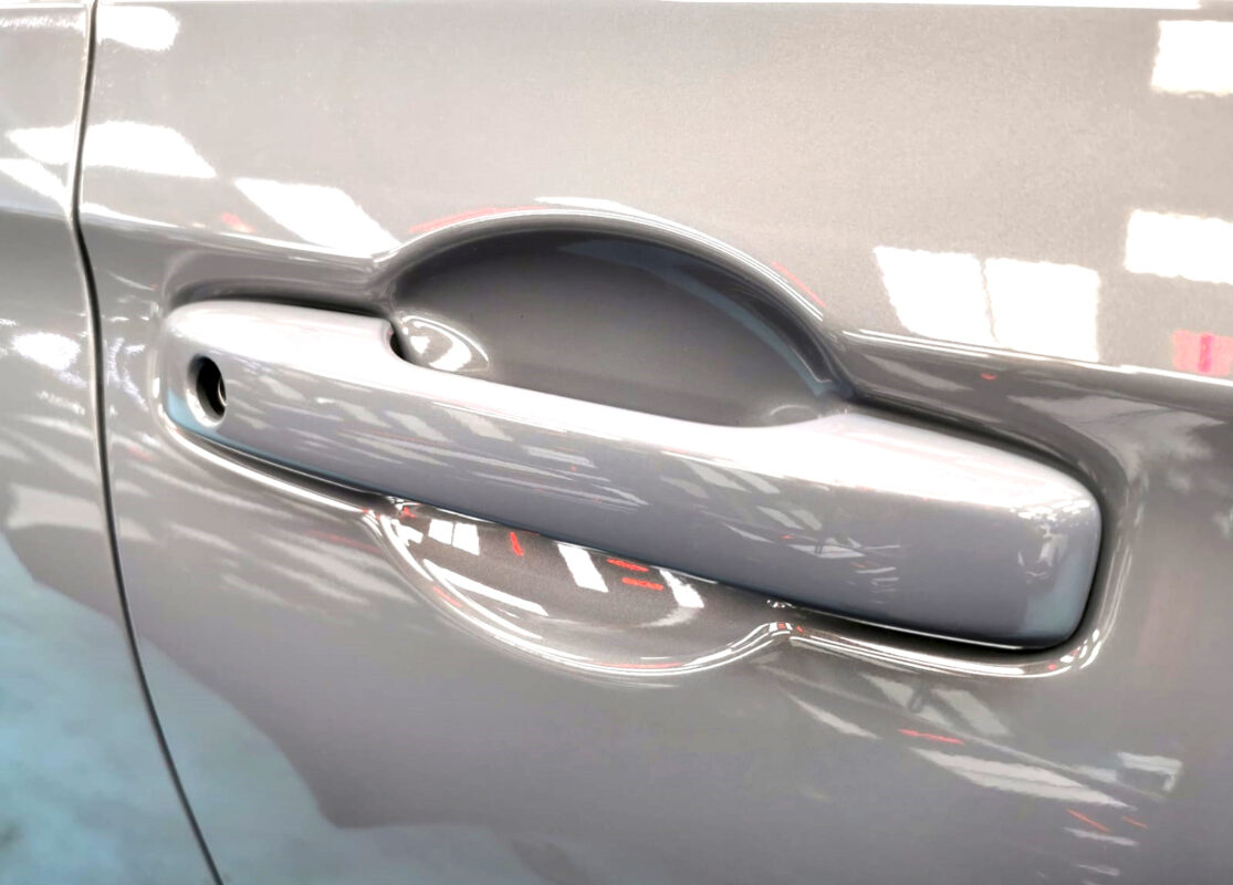Front three-quarter view of the Honda HR-V after coating.