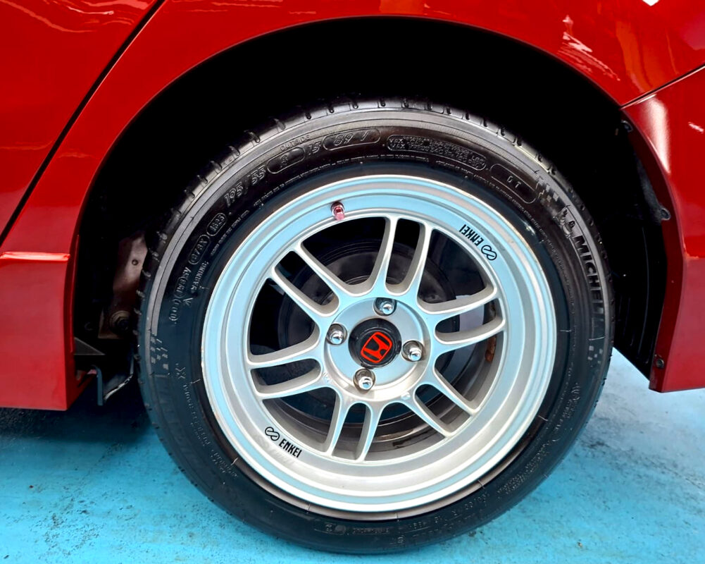 The Honda Shuttle with its fresh, coated finish.
