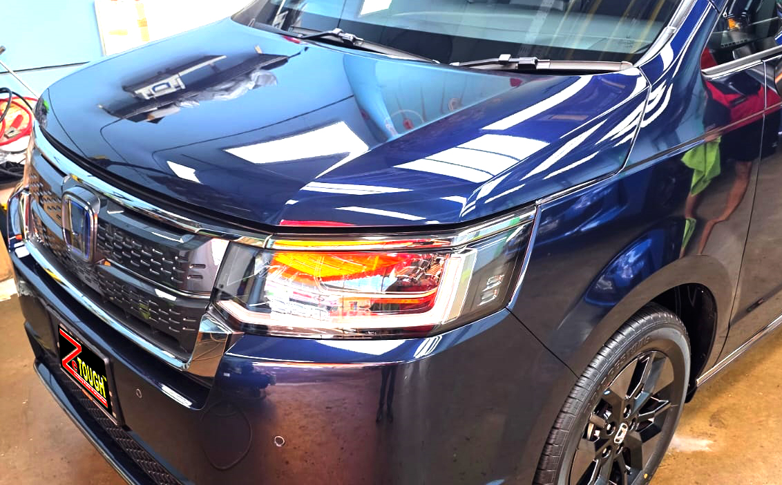 The Honda Stepwagon from a side angle after the titanium coating.