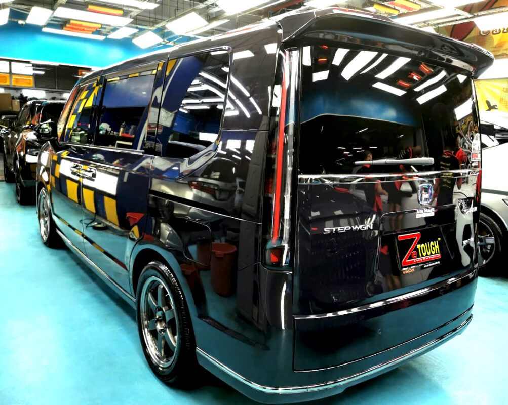 The Honda Stepwagon after its ZeTough coating.