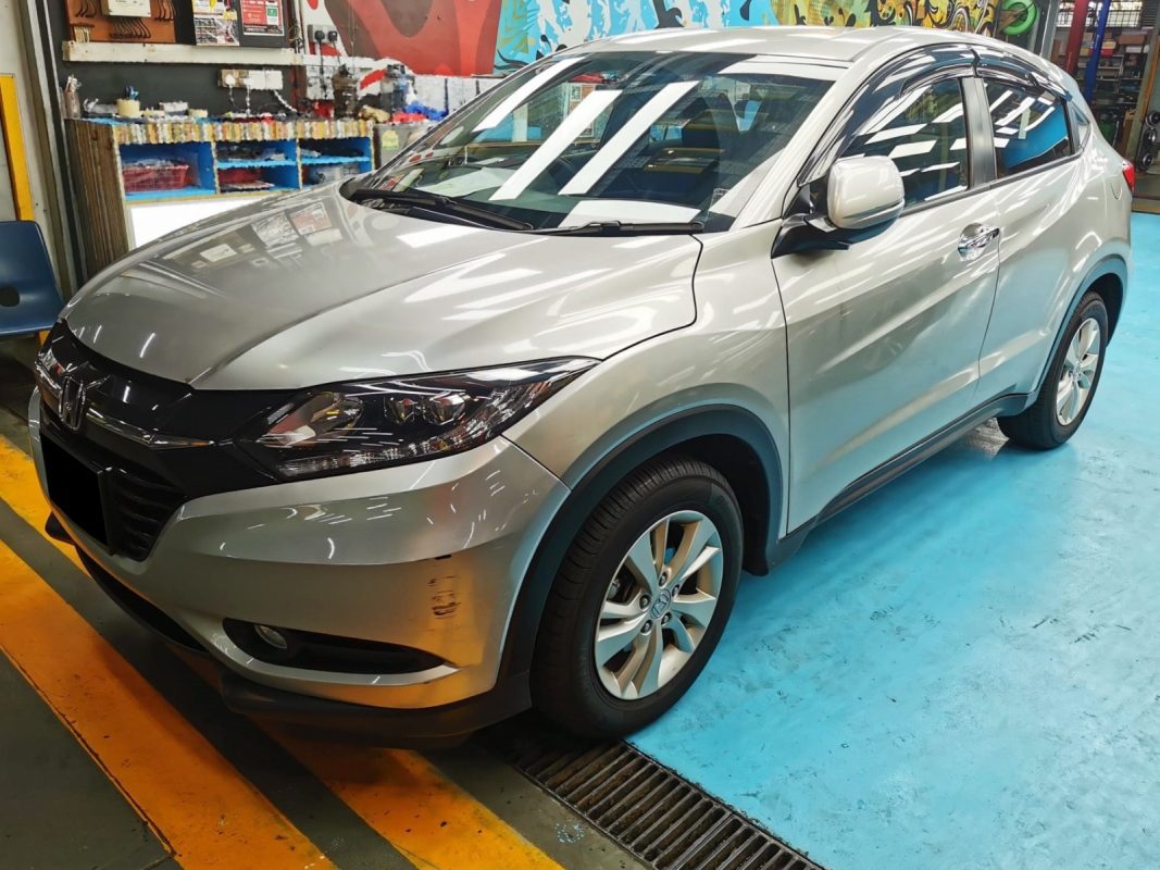 The Honda Vezel as it arrived at Revol Carz before the respray.