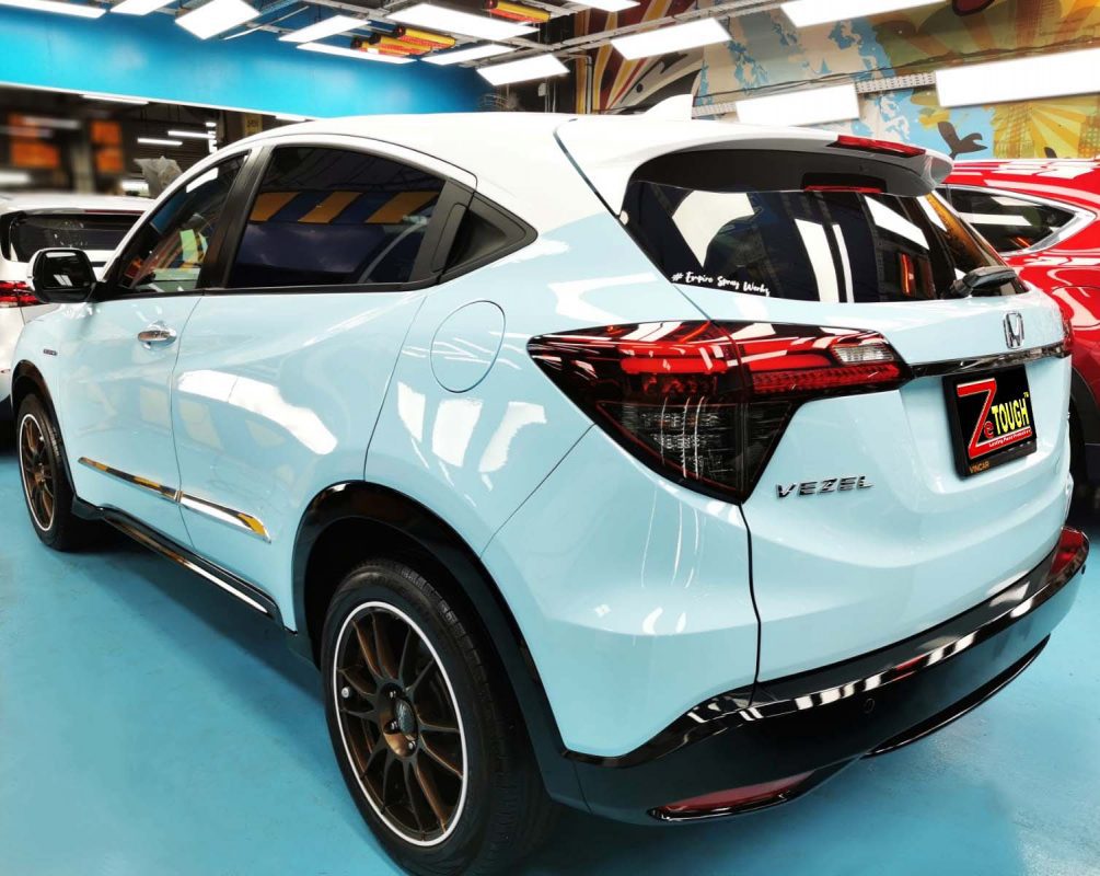 Rear quarter of the Honda Vezel, glossy and protected.
