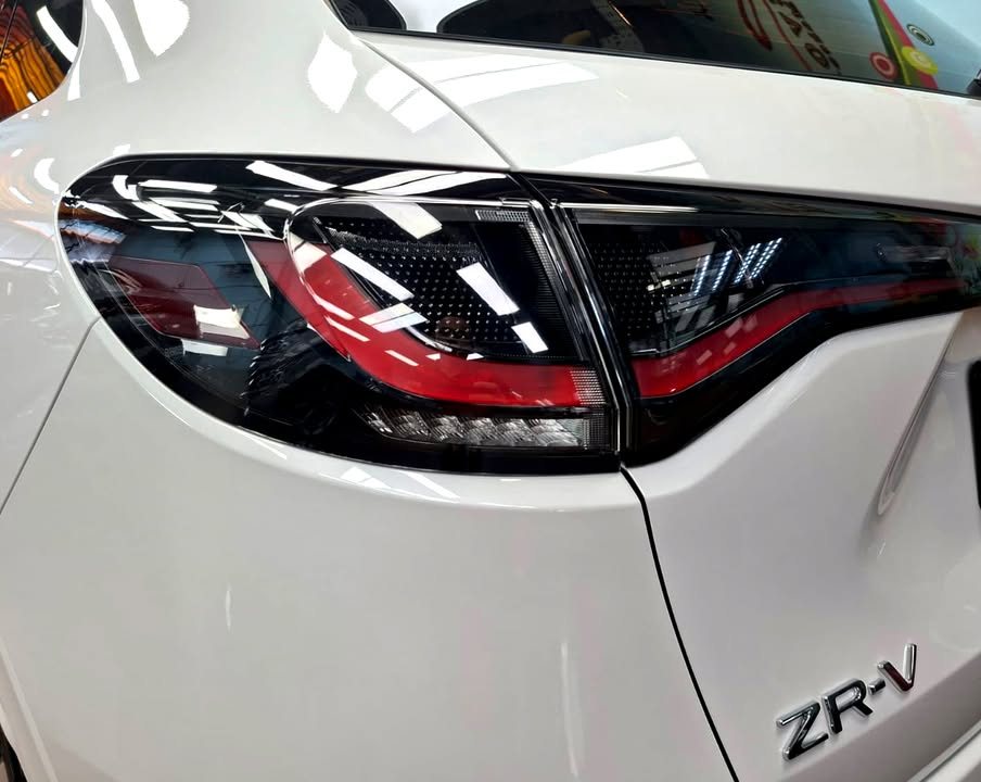 Close-up of the Honda ZR-V tail lamp and ZR-V badge.