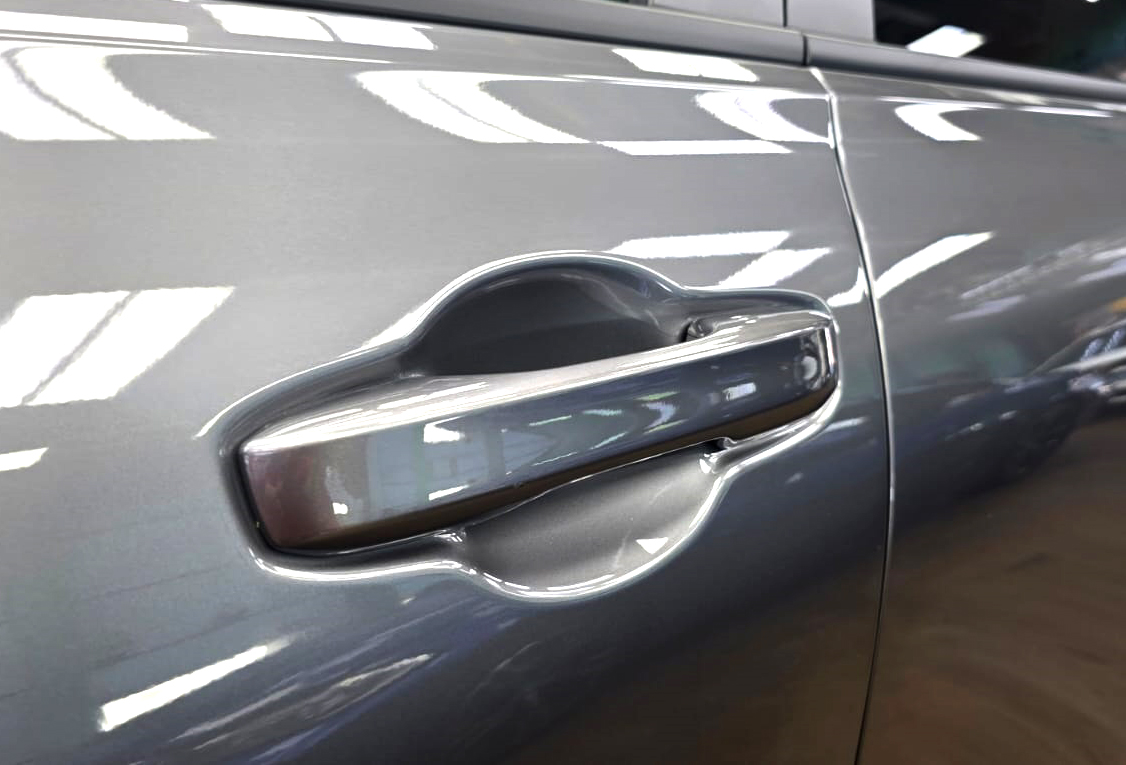Front three-quarter view of the Honda ZR-V after coating.