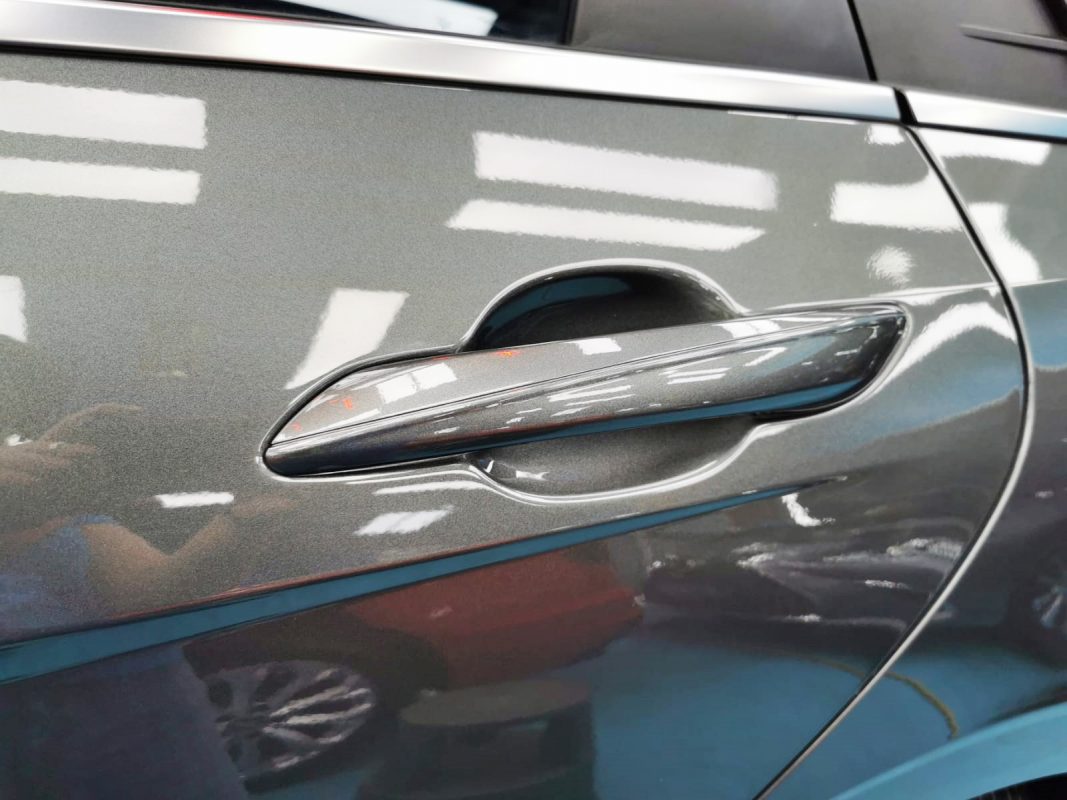 Rear quarter of the CN7 Avante, glossy and protected.
