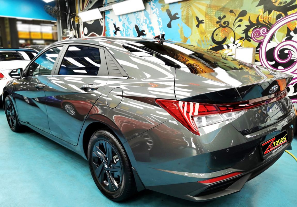 Detail of the CN7 Avante's bodywork after the coating.