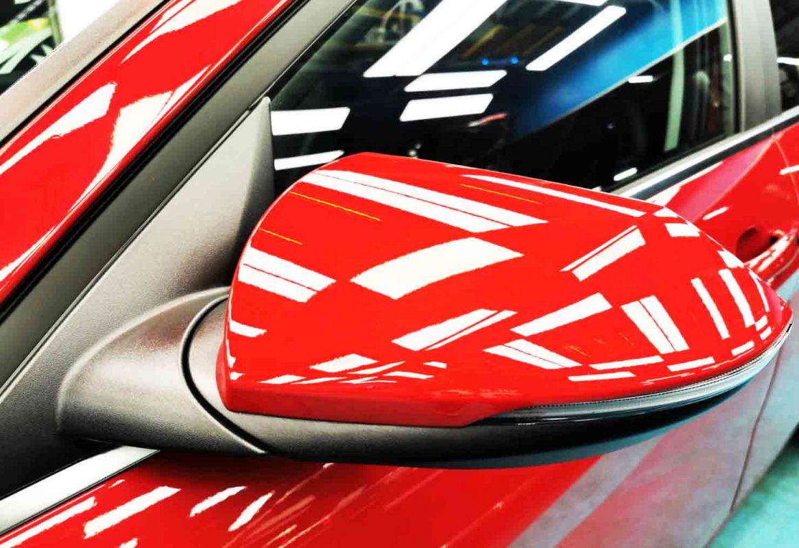 Side panel of the Hyundai CN7 with the ceramic finish locked in.