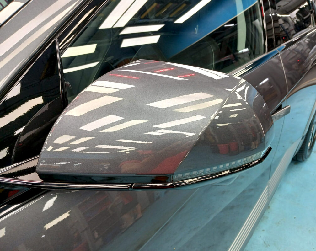 Side panel of the Hyundai Ioniq 5 with the titanium finish locked in.