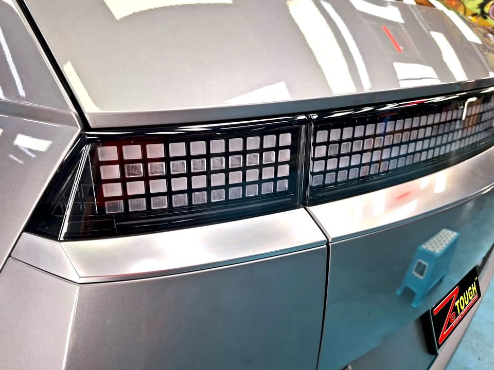 Close-up of the Ioniq 5 pixel tail lamps.