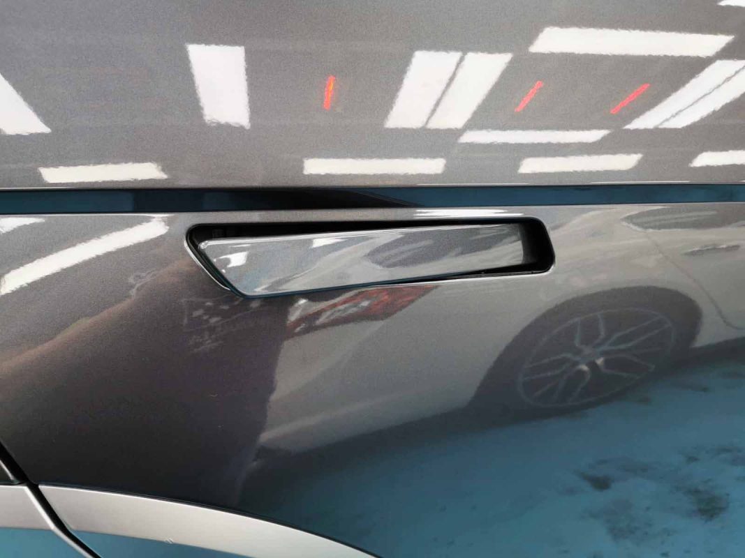 Front three-quarter view of the Hyundai Ioniq5 after coating.
