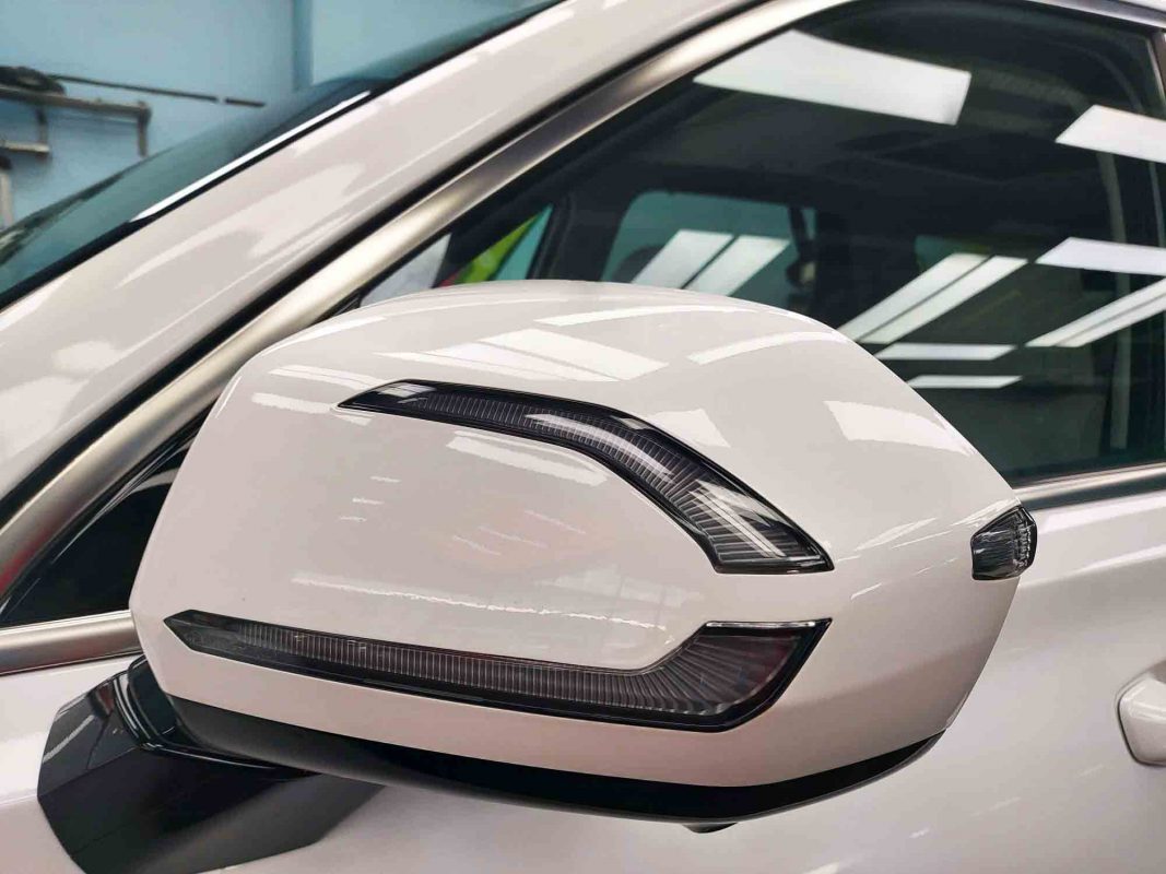 Side panel of the Hyundai LX2 Palisade with the ceramic finish locked in.