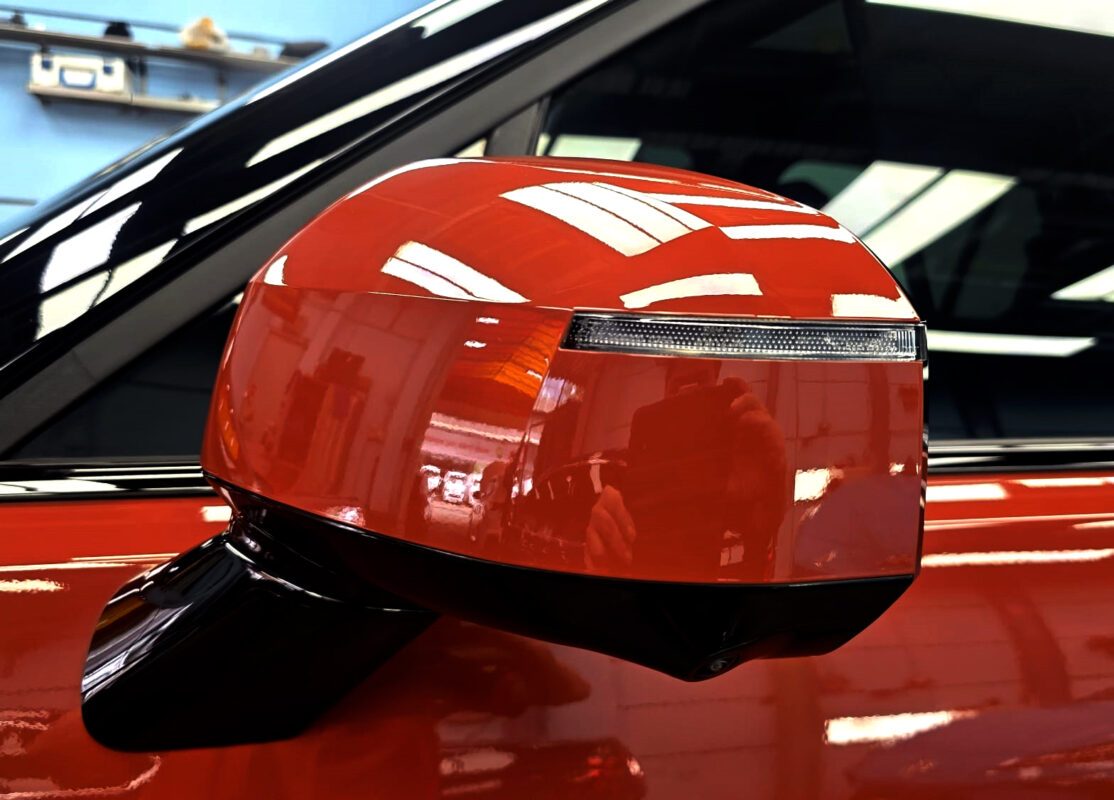 Detailed exterior of the Hyundai Santa Fe.