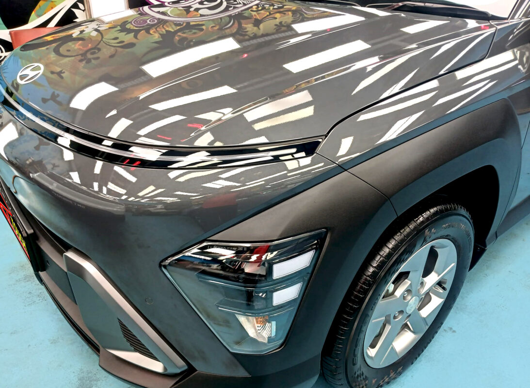 The Hyundai Kona from a side angle after the ceramic coating.