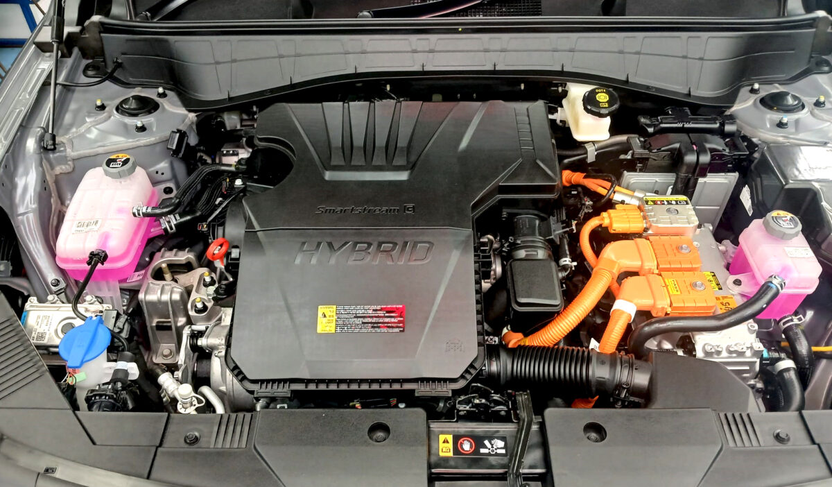 Detail of the Hyundai Kona's bodywork sealed with ZeTough Ceramic.