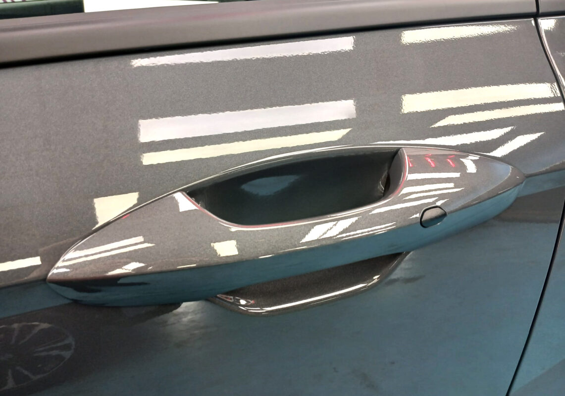 Front three-quarter view of the Hyundai Kona after coating.