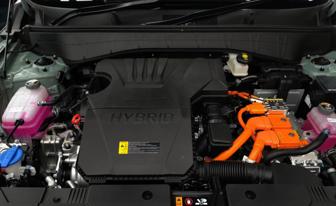 Detail of the Hyundai Kona's bodywork sealed with ZeTough Ceramic.