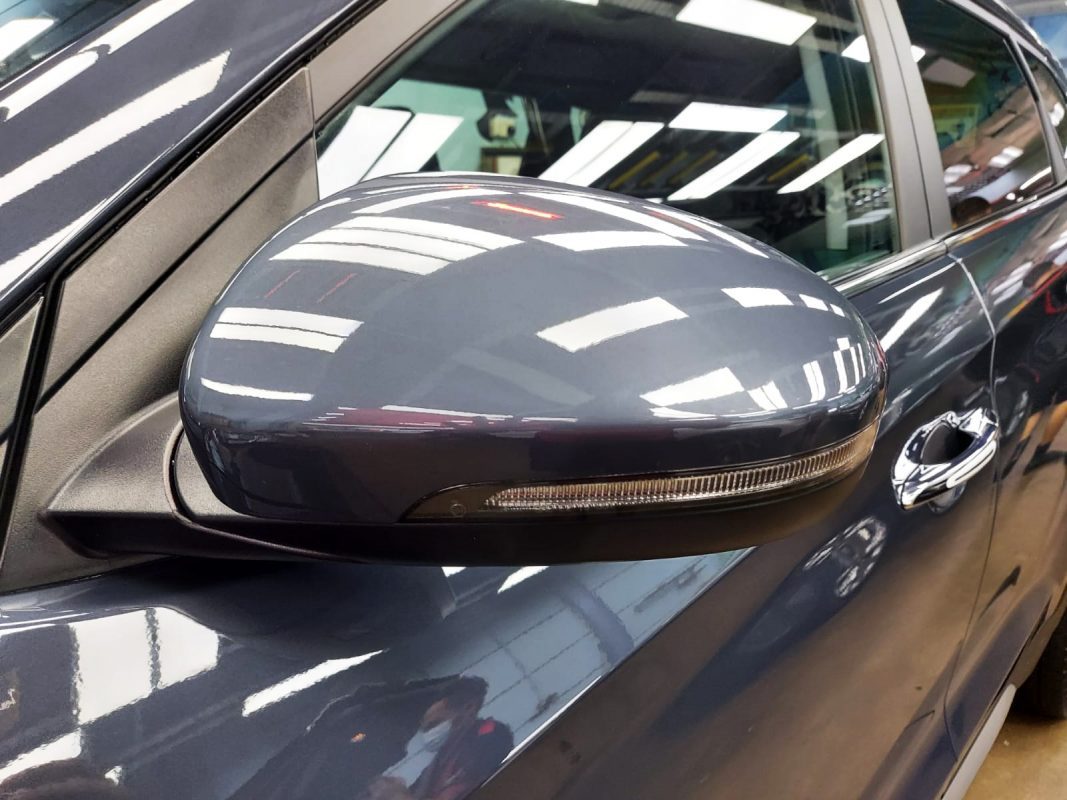 Side panel of the Hyundai TL Tucson with the ceramic finish locked in.