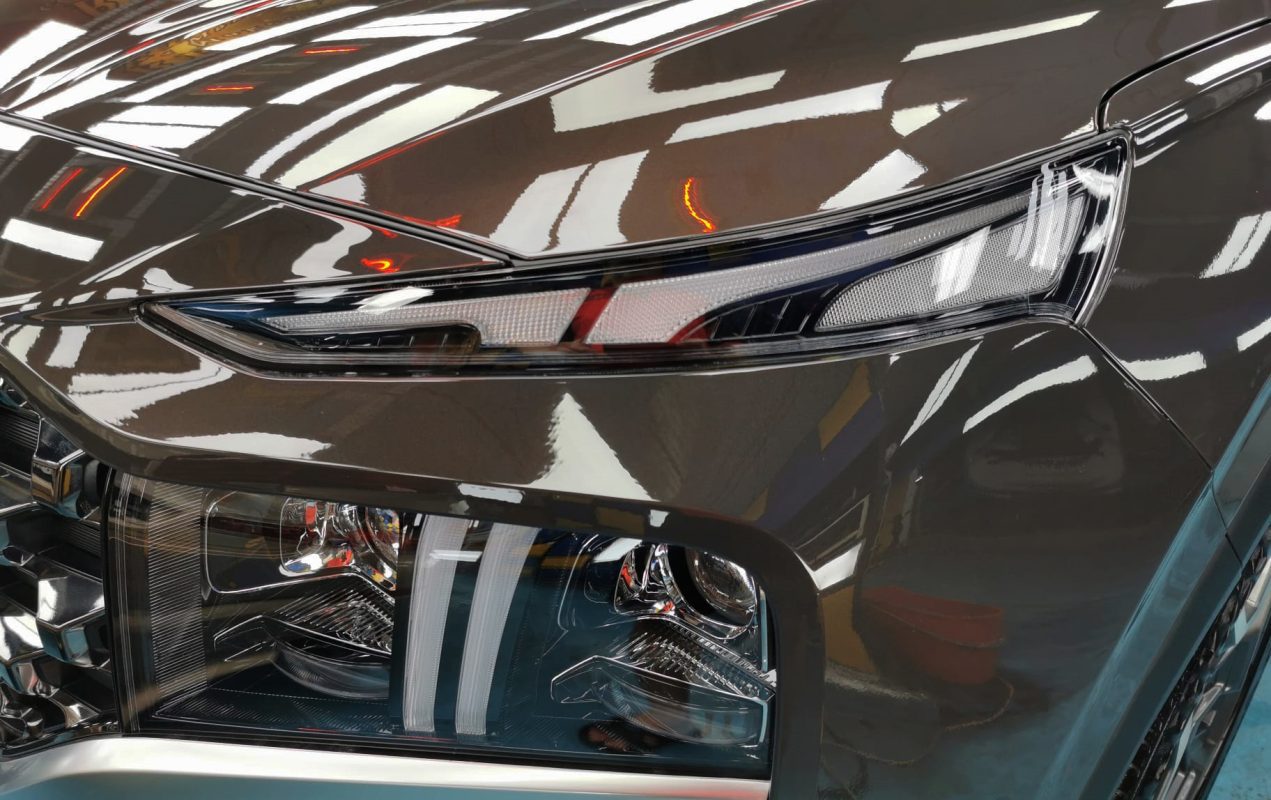 The Santa Fe's coated paintwork showing clean reflections.