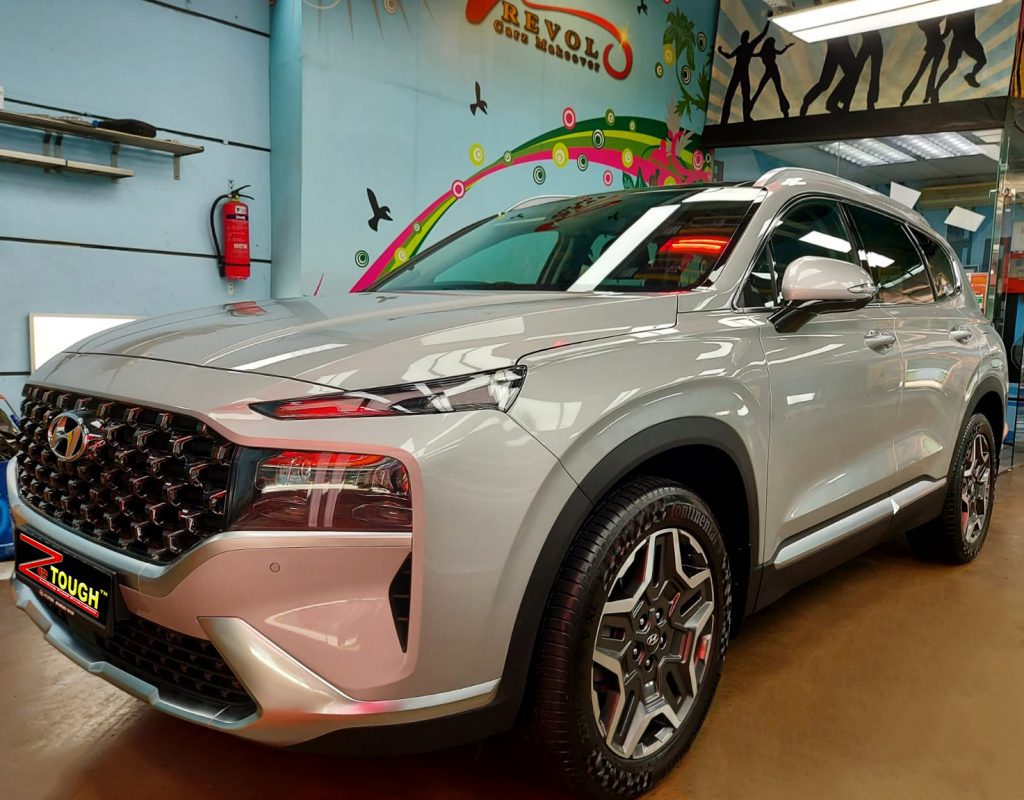 Hyundai TM Santa Fe, sealed with ZeTough Titanium at Revol Carz.