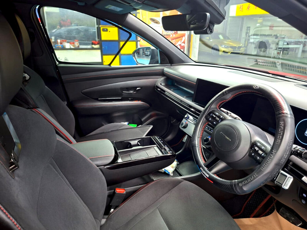 The Hyundai Tucson's protected, high-gloss finish.