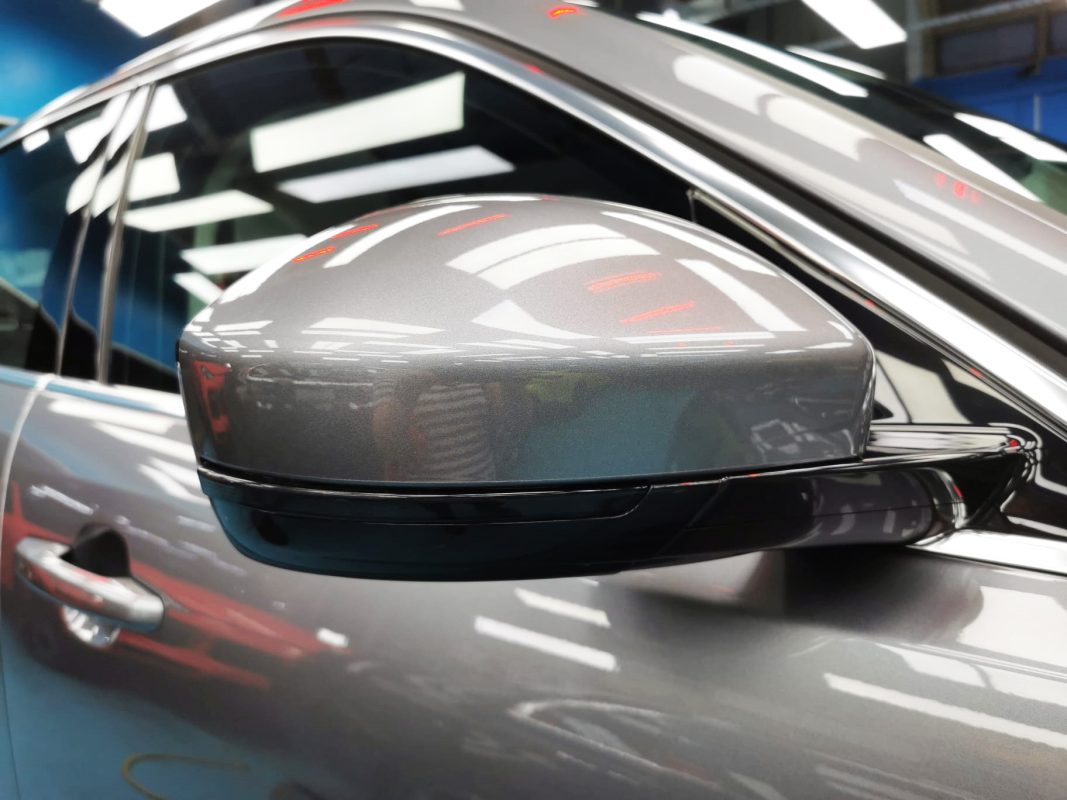 Side panel of the Jaguar F-Pace with the ceramic finish locked in.