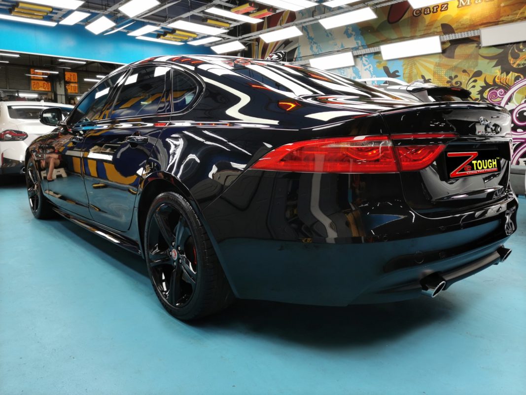 A finished detail of the resprayed XF.