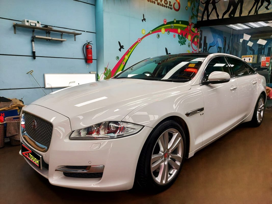 Jaguar XJ, sealed with ZeTough Ceramic at Revol Carz Toh Guan.