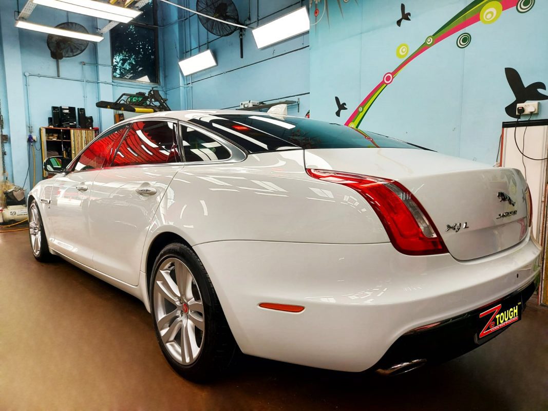 Side panel of the Jaguar XJ with the ceramic finish locked in.