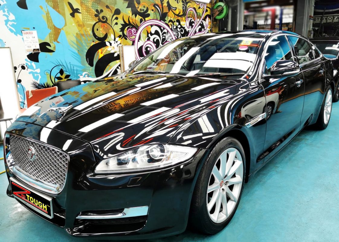 Jaguar XJL, sealed with ZeTough Ceramic at Revol Carz.