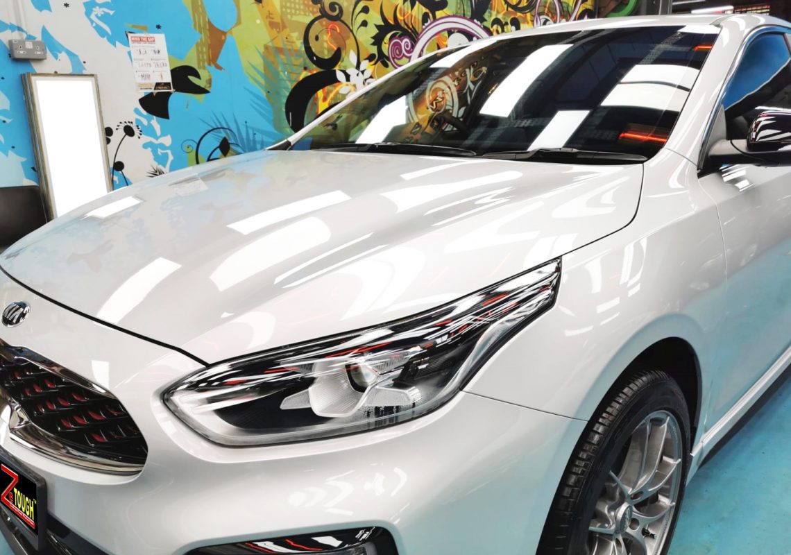 Side angle of the Kia Cerato after the ceramic coating.