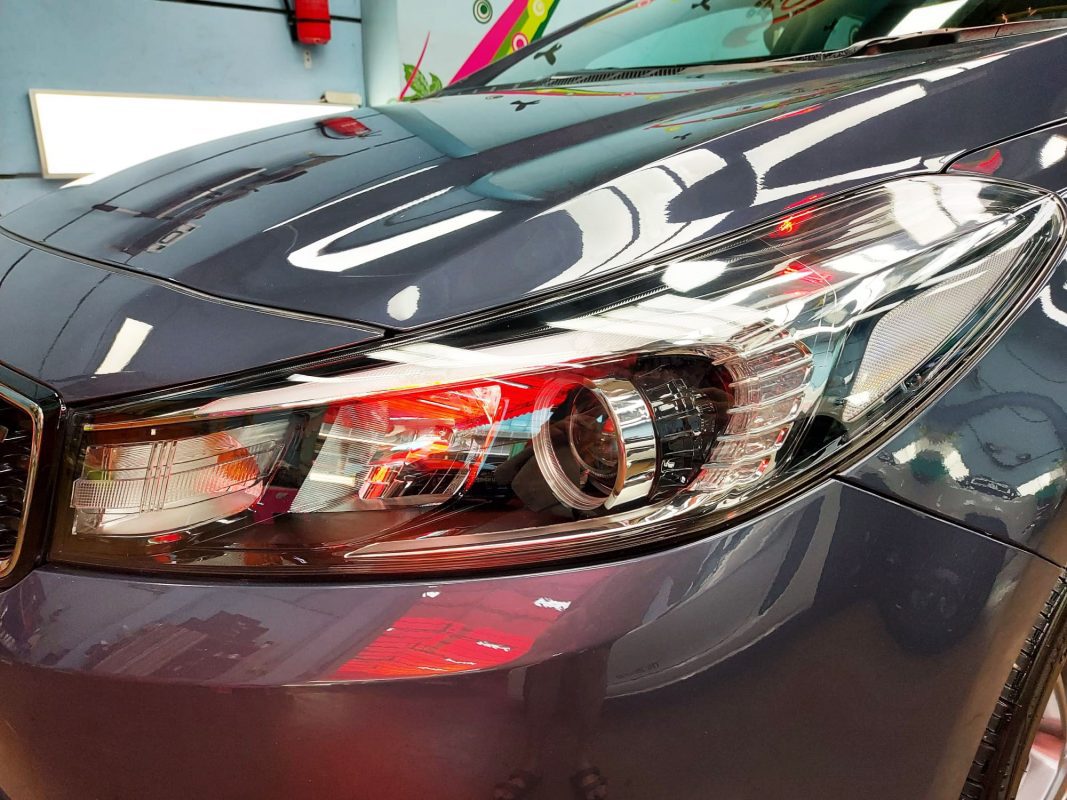 The Forte K3's coated paintwork showing clean reflections.