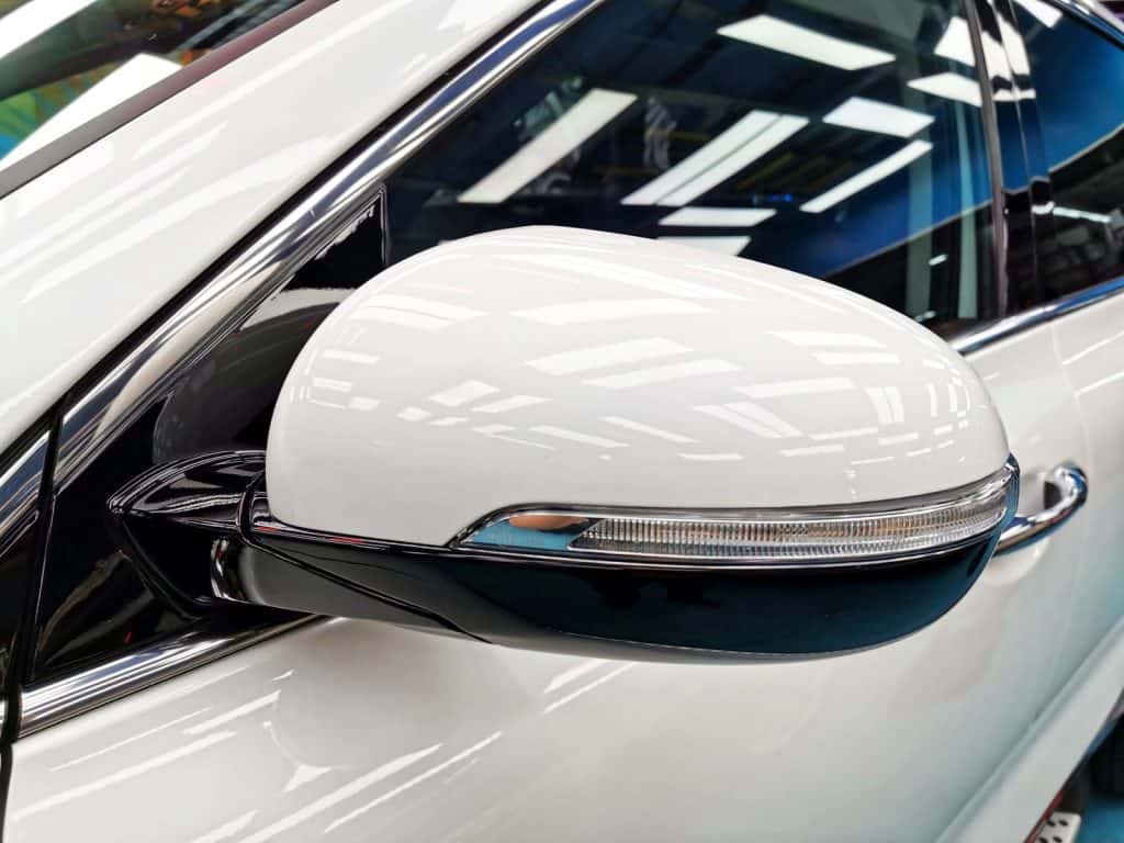 Front three-quarter view of the Kia Sorento after coating.