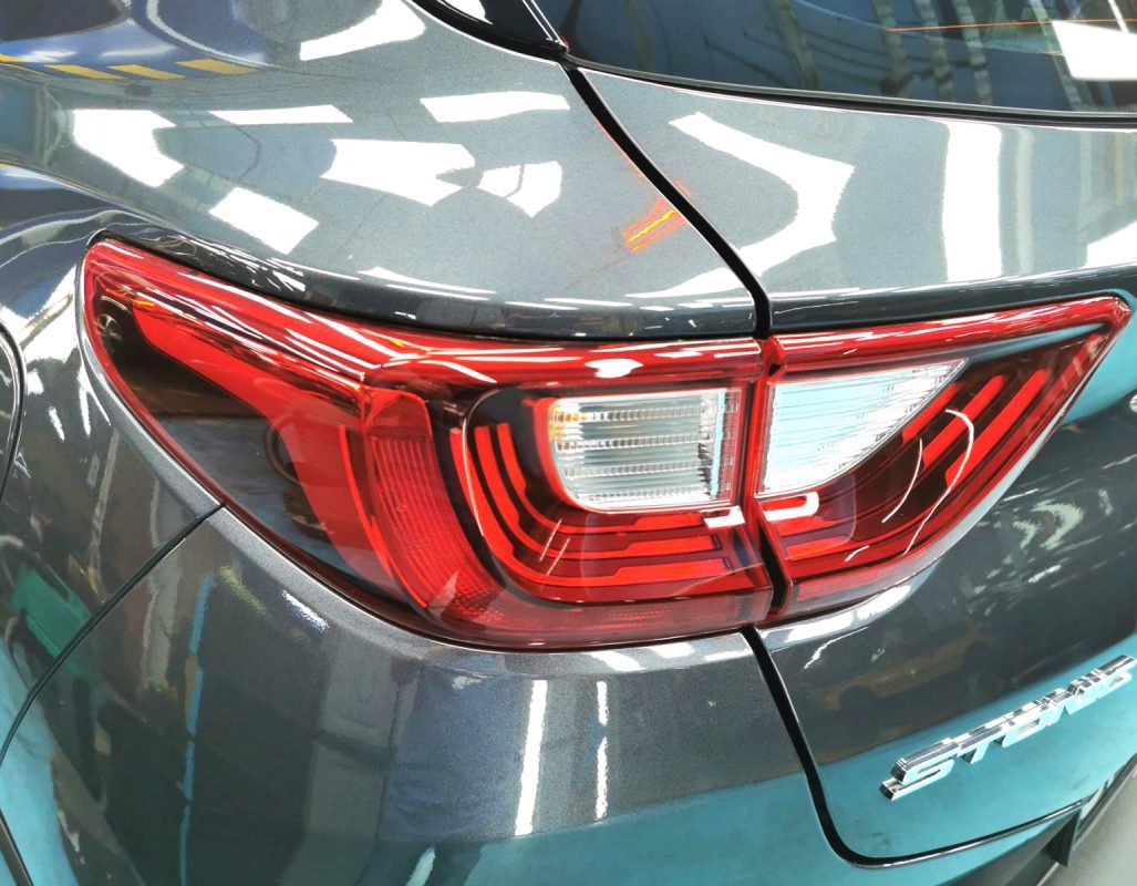 Detail of the Kia Stonic's bodywork sealed with ZeTough Ceramic.