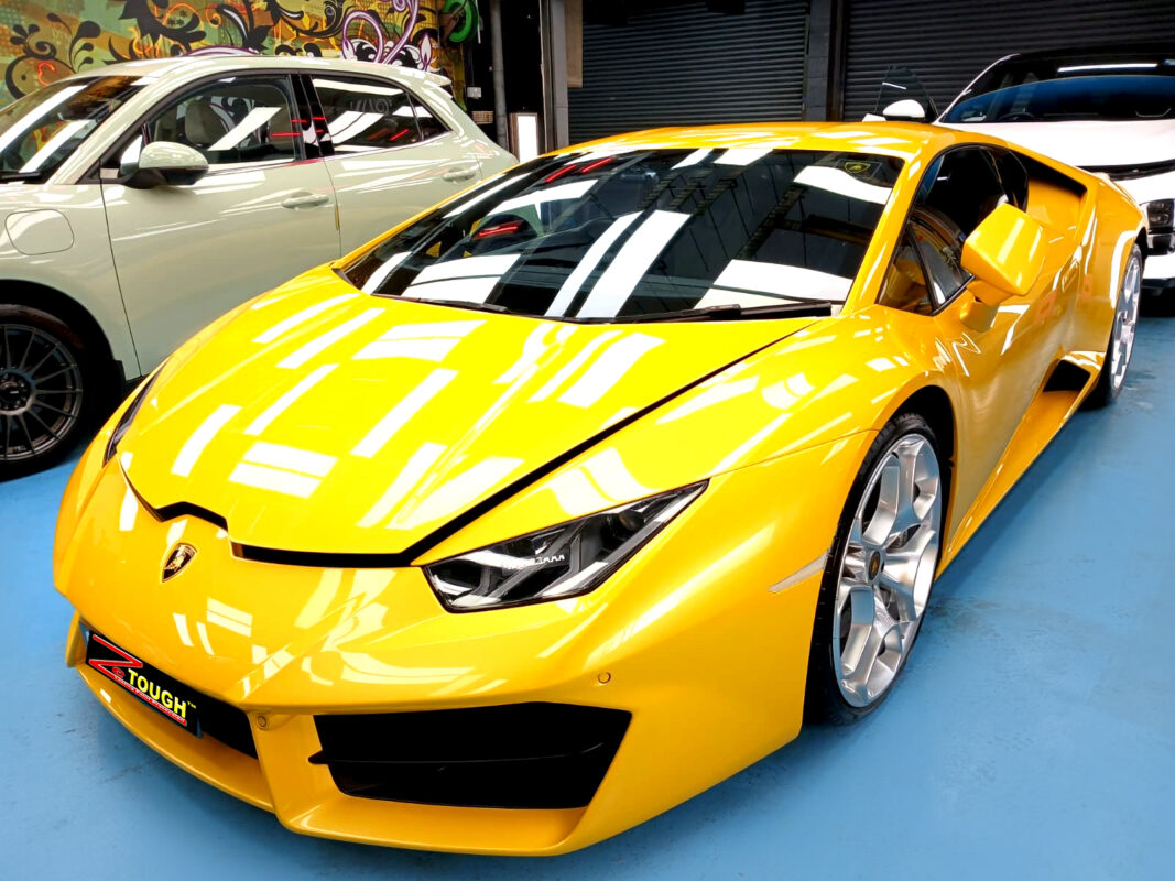 Lamborghini Huracan, glossy after its ZeTough Ceramic coating.