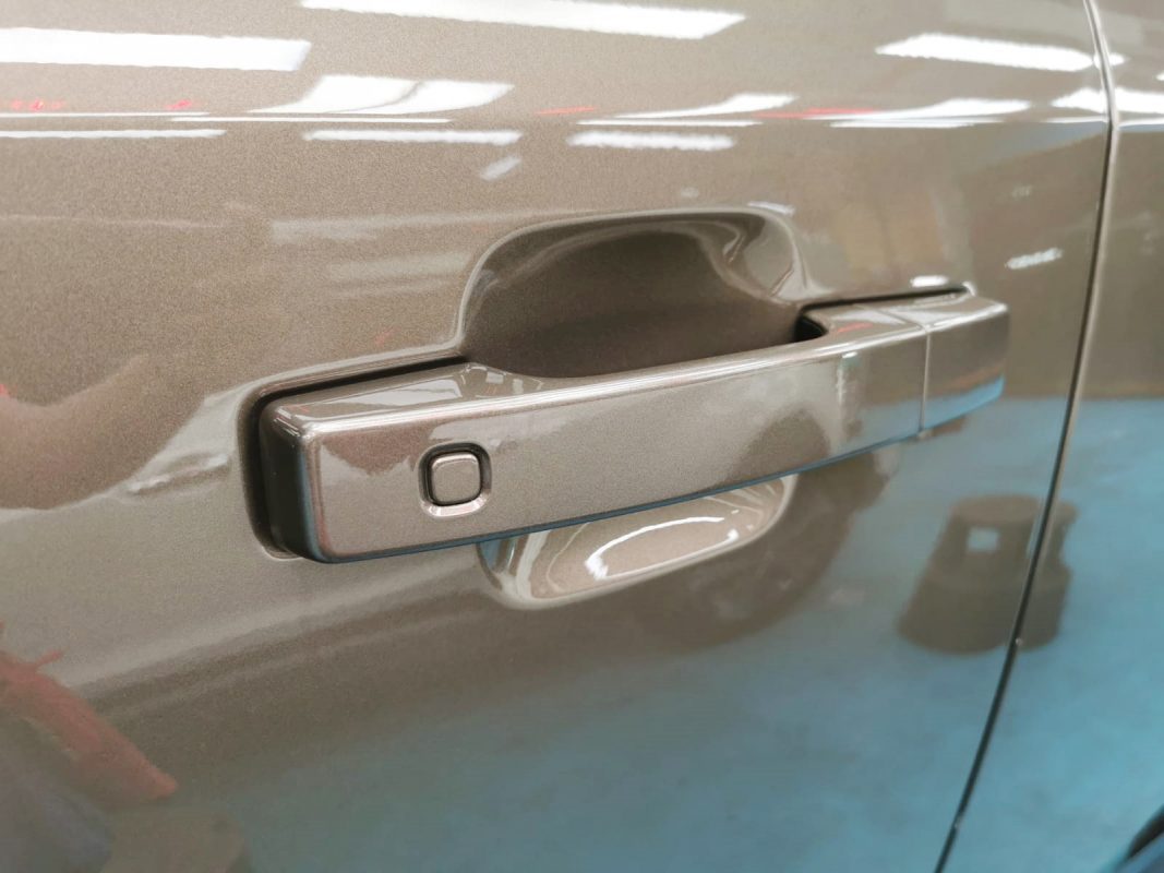 Front three-quarter view of the Defender after coating.