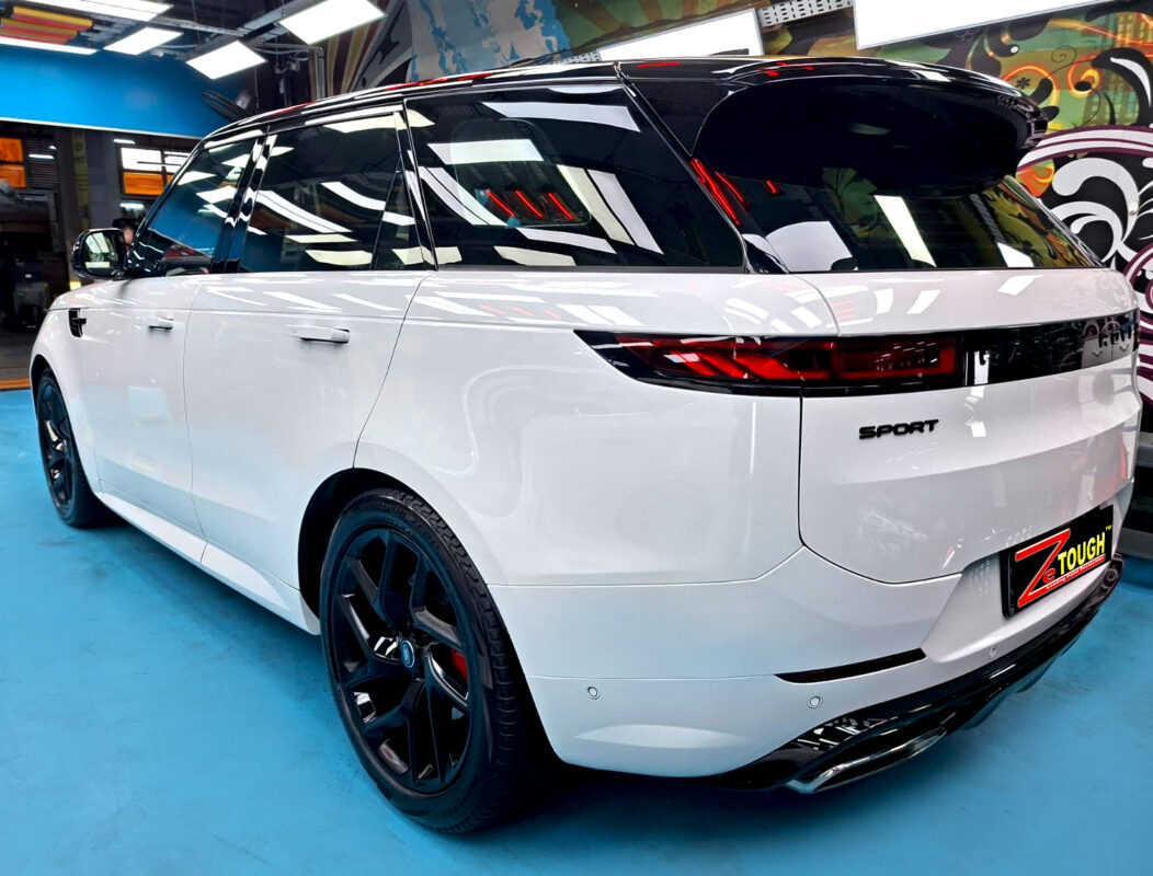 The Range Rover after its ZeTough coating.