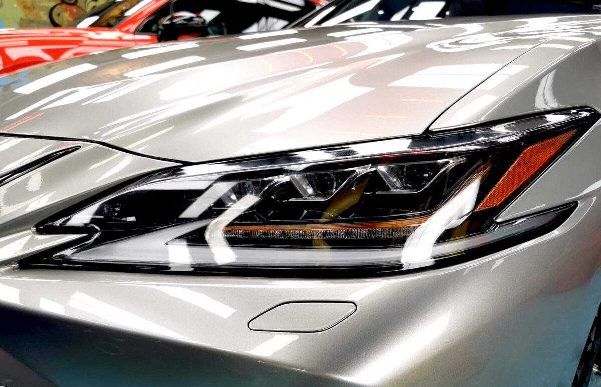 The ES250's coated paintwork showing clean reflections.