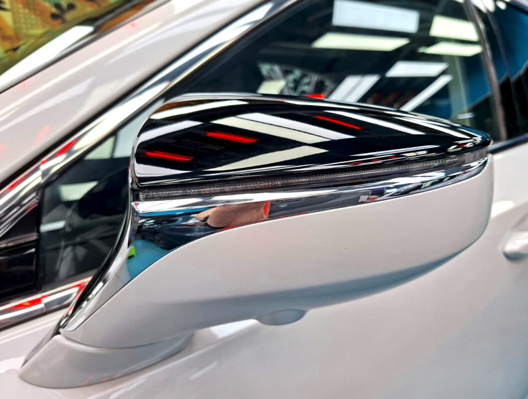 Detailed exterior of the Lexus ES250.