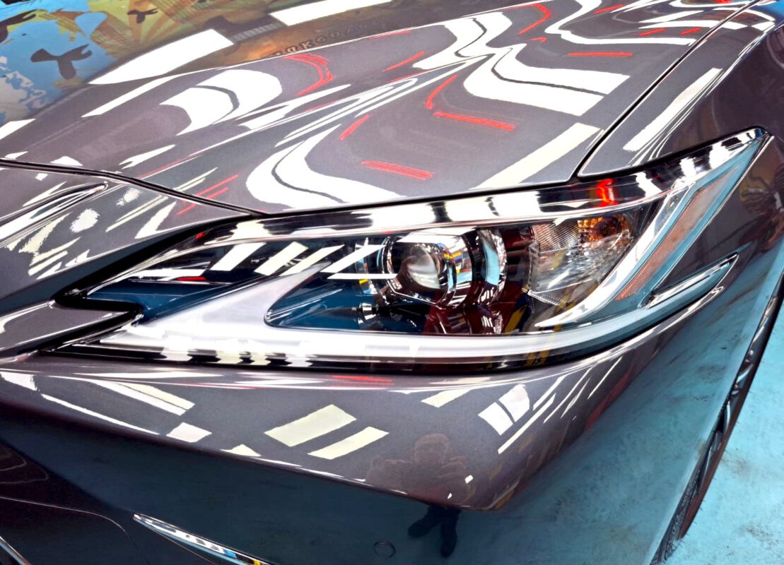 The ES300H's coated paintwork showing clean reflections.