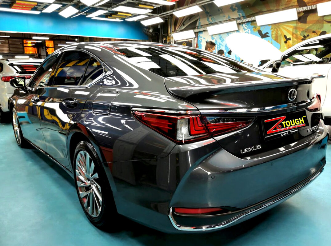 The Lexus ES300h after its ZeTough coating.