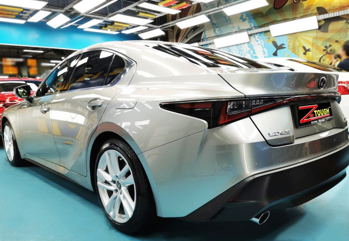 Rear quarter of the Lexus IS300, glossy and protected.