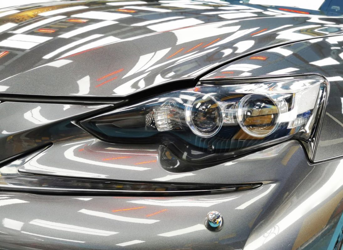 The IS300h's coated paintwork showing clean reflections.