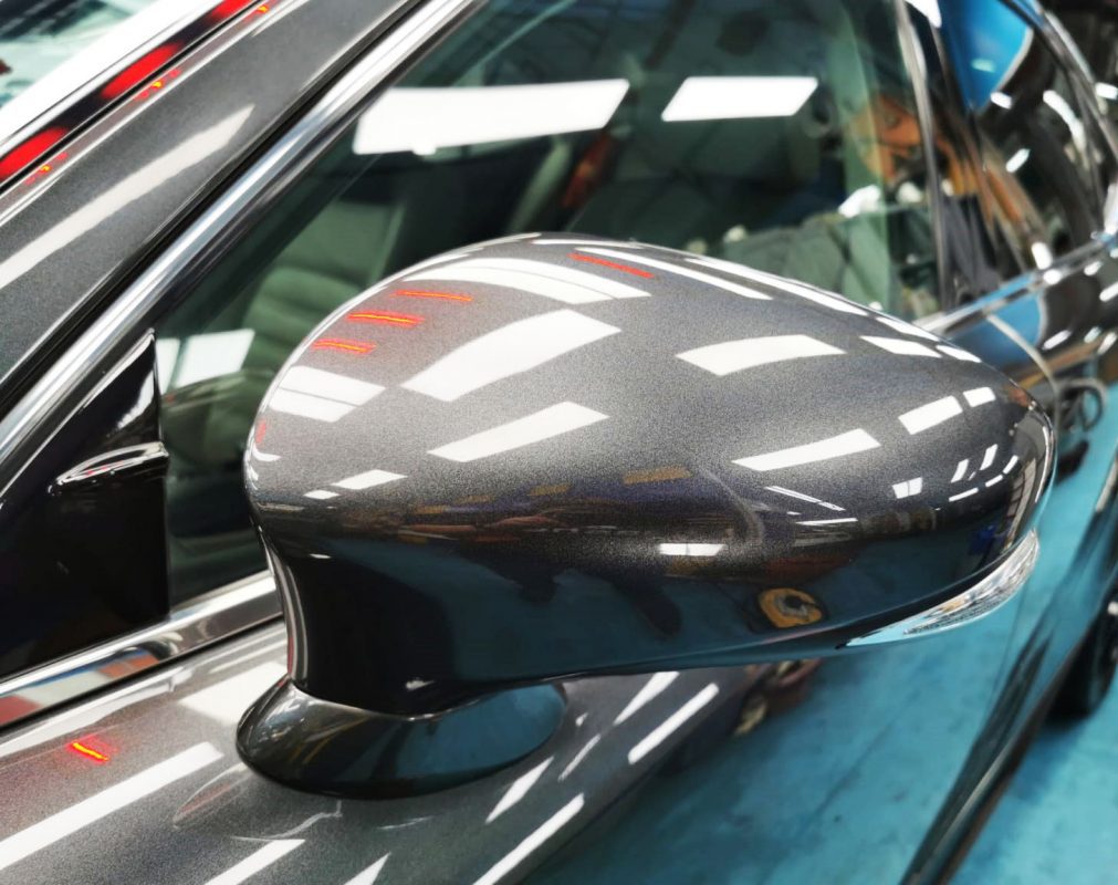 Side panel of the Lexus IS300h with the titanium finish locked in.
