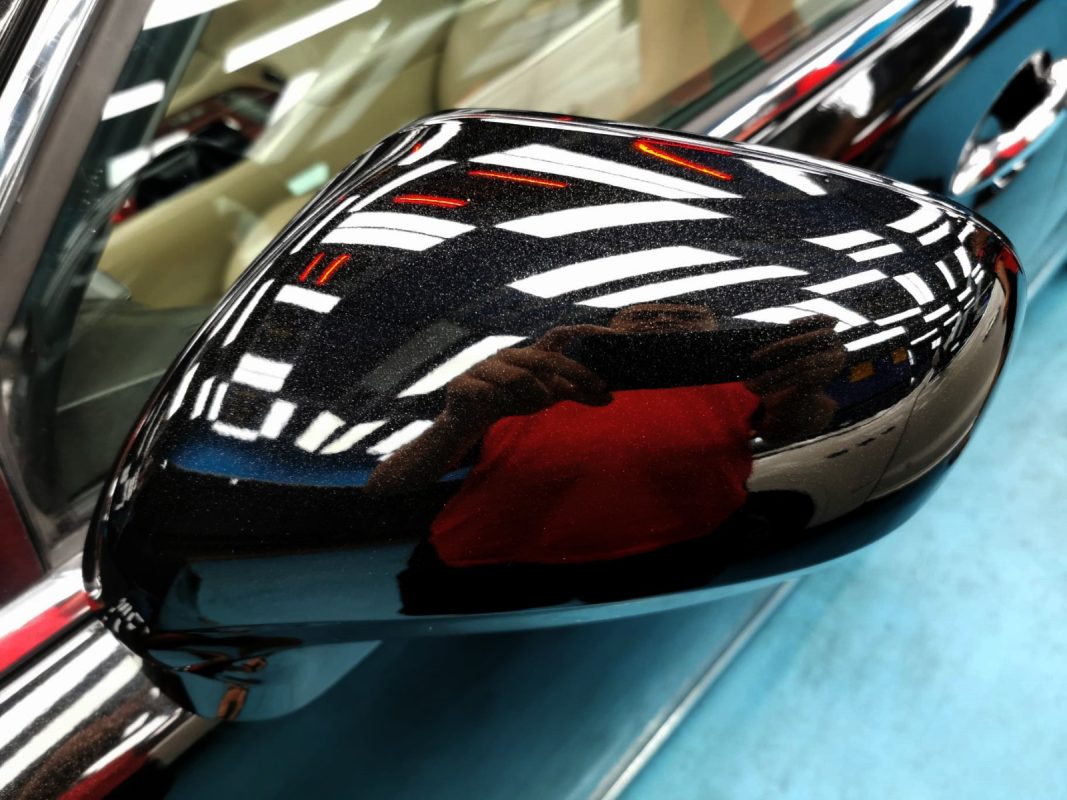 Glossy resprayed panels on the finished LS 460.