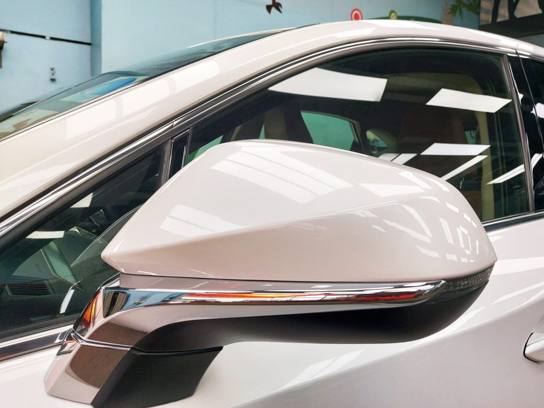 Side panel of the Lexus NX200t with the ceramic finish locked in.