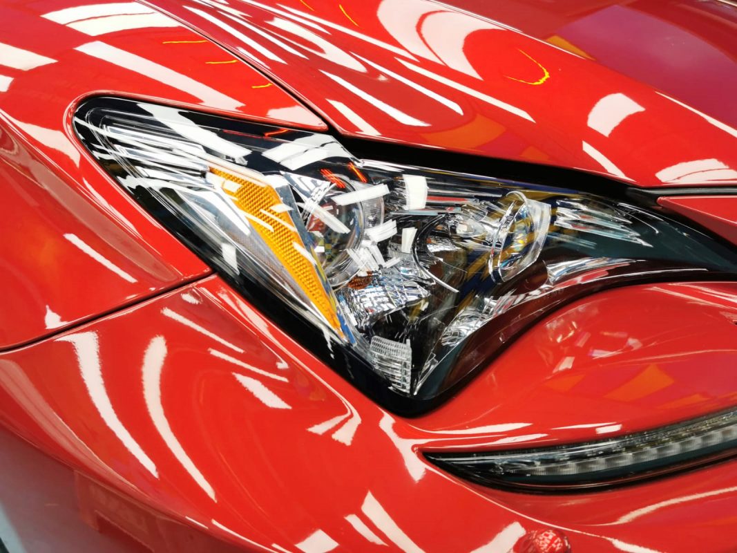 The RC200T's coated paintwork showing clean reflections.